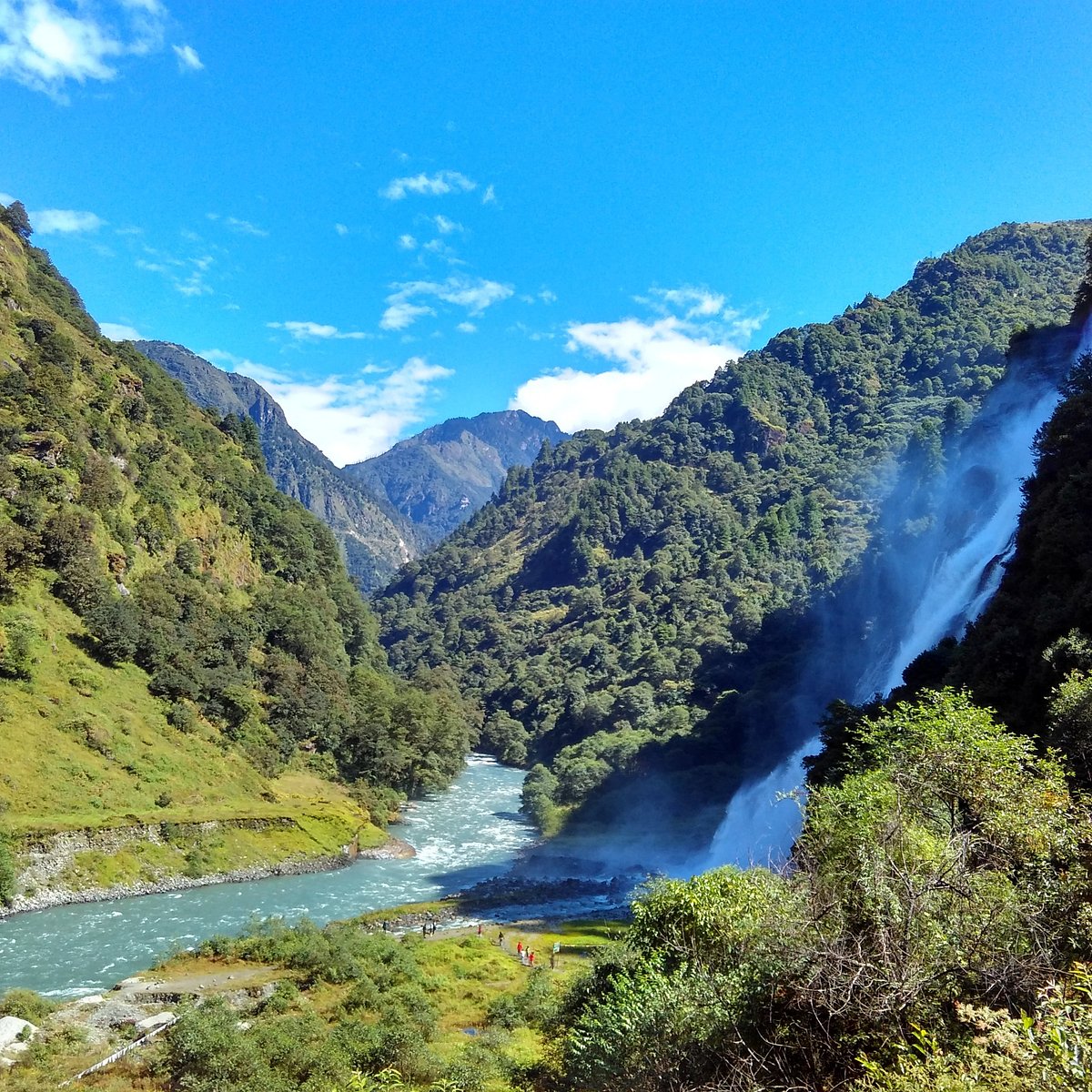 Nuranang Waterfalls (Jang Falls), Arunachal Pradesh Travel