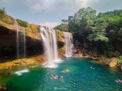 Krang Suri Falls, Meghalaya Travel