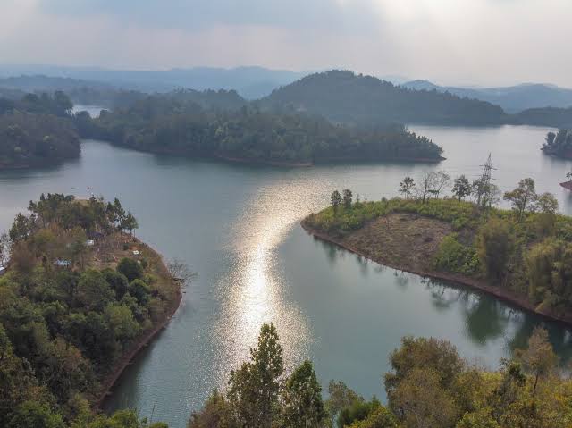 Umiam Lake, Meghalaya Travel